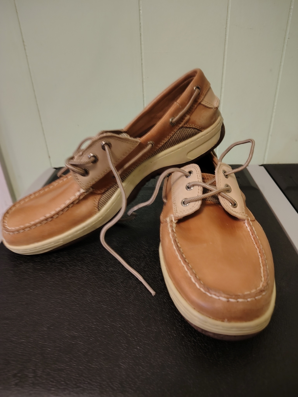 Sperry Tan Leather Men’s Boat Shoes